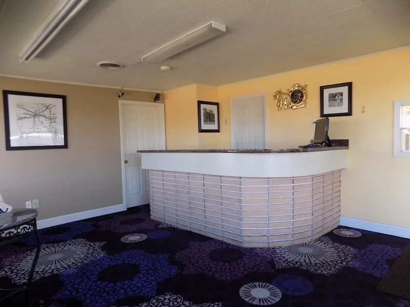 Budget Inn hotel detail image 2