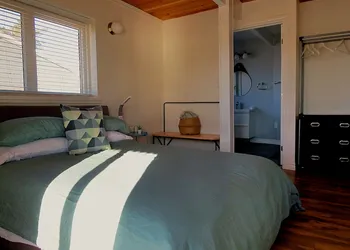 The Fourth Lock Bed & Breakfast hotel thumbnail 3