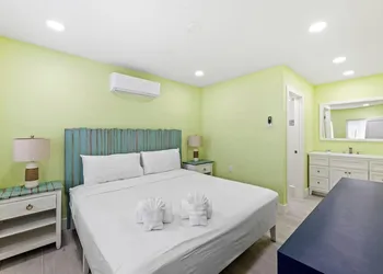 THE Palmview AND Sandpiper Inns hotel thumbnail 2