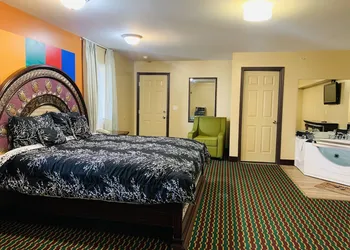 Motor City Inn & Suites hotel thumbnail 6