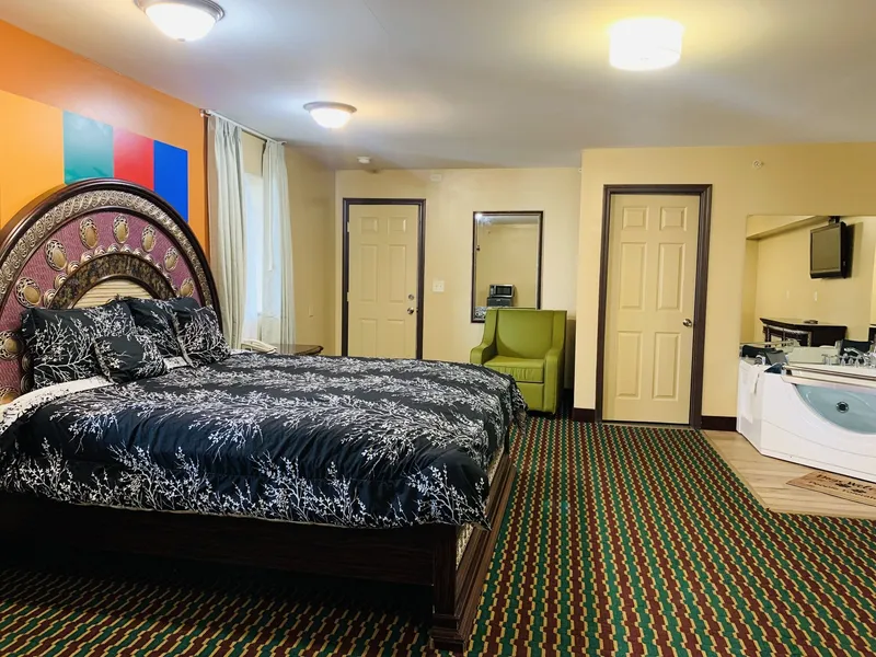 Motor City Inn & Suites hotel detail image 6