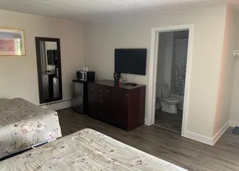 Nites Inn Motel hotel thumbnail 6
