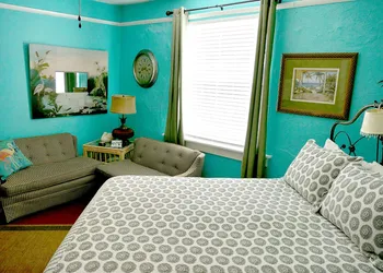 Historic Whiting Hotel Suites hotel thumbnail 2