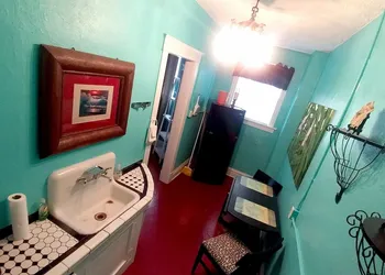 Historic Whiting Hotel Suites hotel thumbnail 7