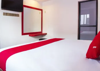 Hotel SR92 Only Adults hotel thumbnail 4