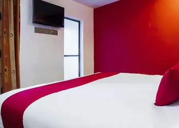 Hotel SR92 Only Adults hotel thumbnail 7