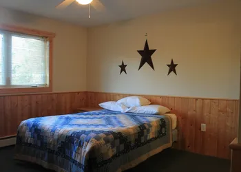 Viking Bay Resort & Lodge hotel thumbnail 2