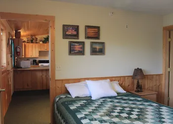 Viking Bay Resort & Lodge hotel thumbnail 3
