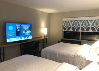TRU BY Hilton Edmonton Windermere hotel thumbnail 6