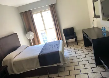 Hotel Plaza Centro hotel thumbnail 4