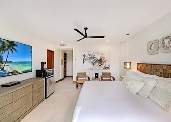 Bali Hai Beachfront Resort and Spa hotel thumbnail 4
