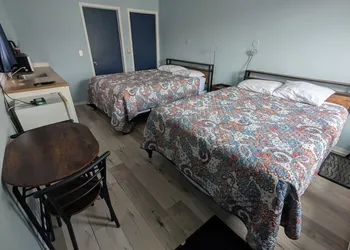 Oakwood Motel hotel thumbnail 3