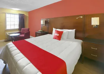 OYO Hotel Jackson South I-55 hotel thumbnail 6