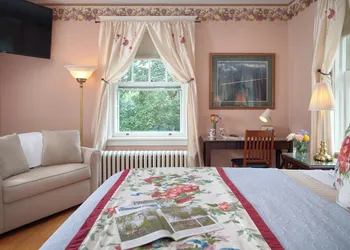 Mooreland Garden Inn hotel thumbnail 5