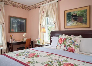 Mooreland Garden Inn hotel thumbnail 6