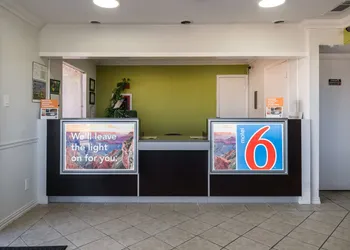 Motel 6 Irving, TX - Loop 12 hotel thumbnail 3