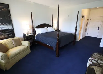Inn at Taughannock Falls hotel thumbnail 6