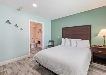 Atlantic Shores Motel hotel thumbnail 7
