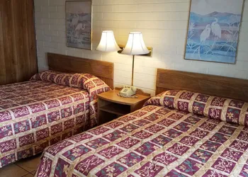 Beverly Crest Motor Inn hotel thumbnail 3