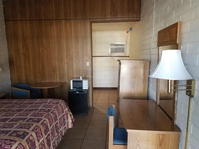Beverly Crest Motor Inn hotel detail image 6