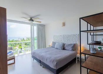BRISA Beachfront Studio- Amazing Oceanview hotel thumbnail 4
