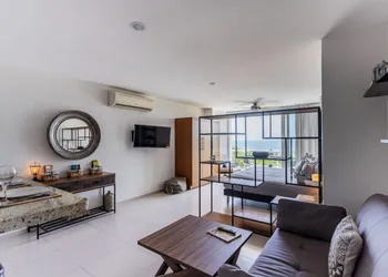 BRISA Beachfront Studio- Amazing Oceanview hotel thumbnail 8