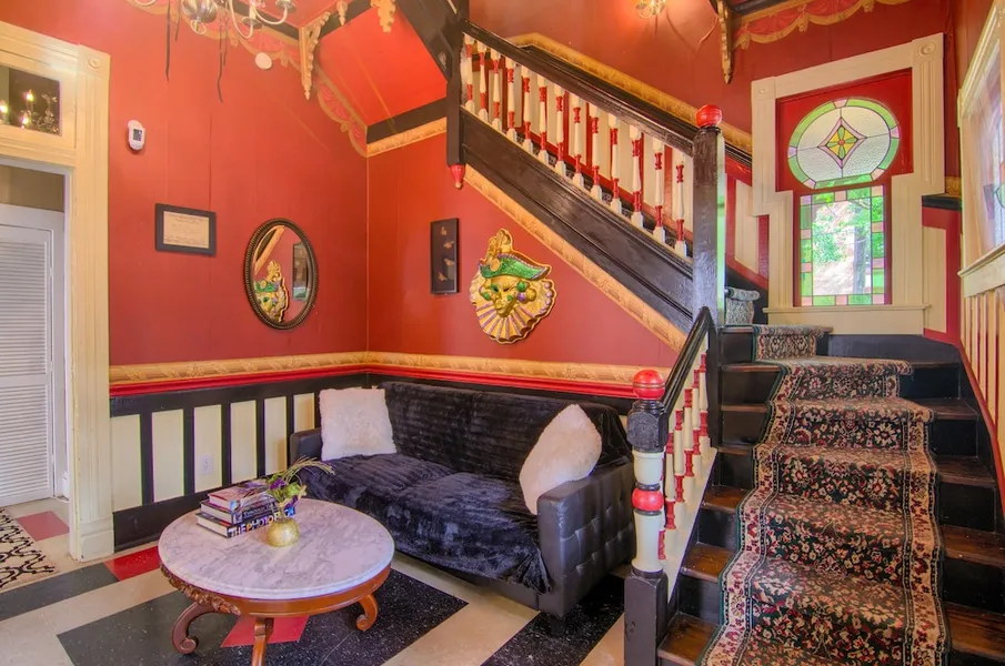 The Mardi Gras House hotel detail image 2