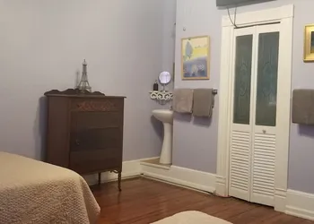 The Mardi Gras House hotel thumbnail 8