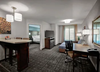 Staybridge Suites Holland by IHG hotel thumbnail 2