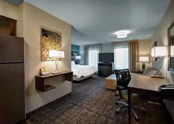 Staybridge Suites Holland by IHG hotel thumbnail 3