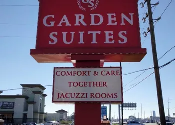 Garden Suites hotel thumbnail 4