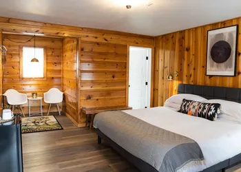The Nightingale Motel hotel thumbnail 7