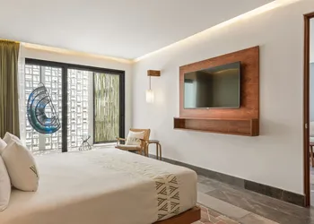 Las Brisas Merida hotel thumbnail 8