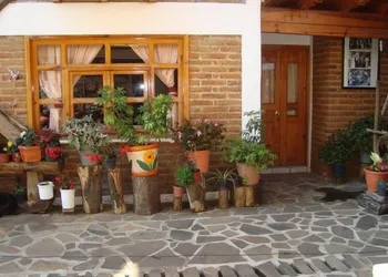 Posada de Los Reyes hotel thumbnail 2