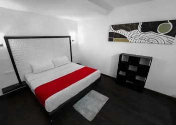 Stay Inn Hotels hotel thumbnail 4