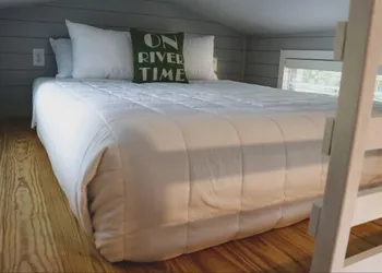 River & Twine hotel thumbnail 2