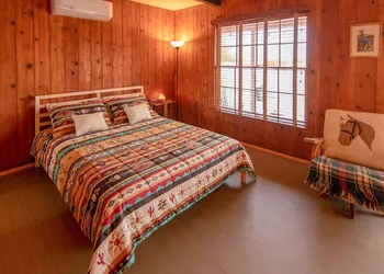 Joshua Tree Ranch House hotel thumbnail 3