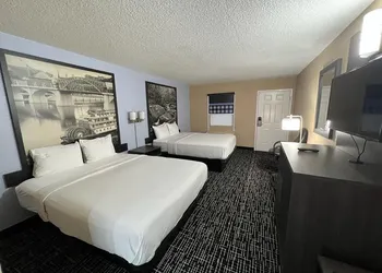 Super 8 by Wyndham Paducah I-24 Exit 4 hotel thumbnail 8