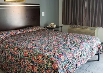 Starlight Inn La Brea hotel thumbnail 7