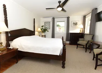 Jackson's Falls Country Inn hotel thumbnail 2