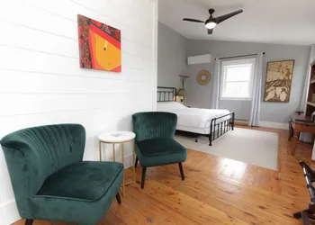 Jackson's Falls Country Inn hotel thumbnail 6
