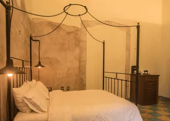 IMIX Hotel hotel thumbnail 4