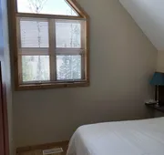Elk Lake Eco Centre hotel detail image 4