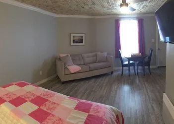 Raleigh Rooms hotel thumbnail 4