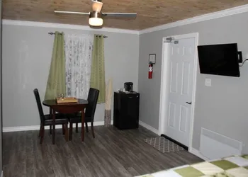 Raleigh Rooms hotel thumbnail 6