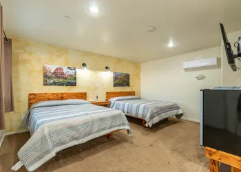 Hurricane Hideaway Lodging hotel thumbnail 4