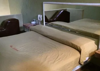 El Fuerte Motel hotel thumbnail 4