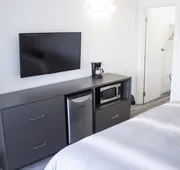 Bowmanville Marina Inn & Suites hotel detail image 3