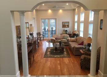 Loudoun Valley Manor hotel thumbnail 2