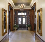 Celeste of St Paul hotel detail image 3